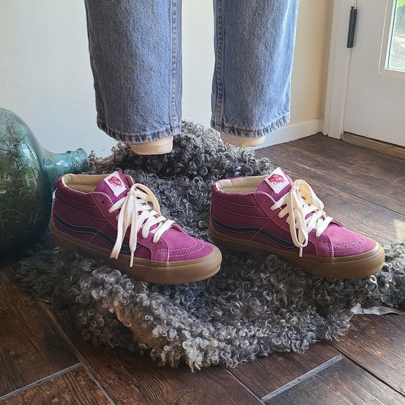 NWOT Retro Purple Suede Sk8-Mid - Picture 4 of 9